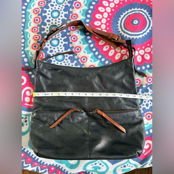 Cynthia Rowley Black Pebbled Leather Hobo Shoulder Bag with Brown Accents EUC - Picture 12 of 13